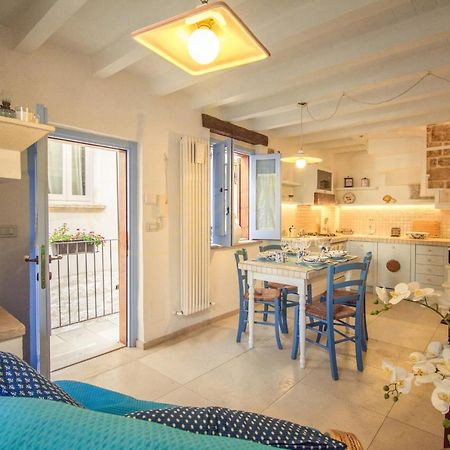 Апартаменты Td Casa Reina In The Historic Center With Terrace Полиньяно-а-Маре Экстерьер фото
